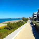 Sunny Bari