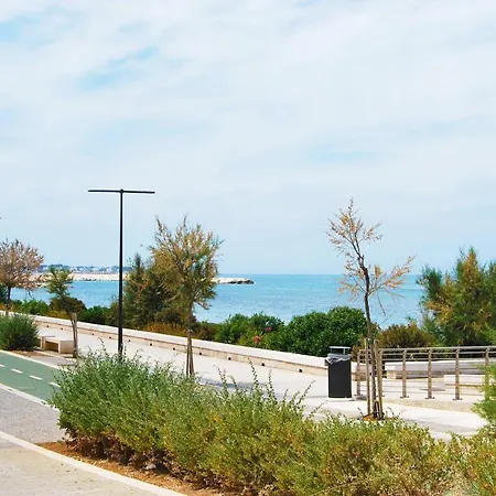 Sunny Apartment Bari