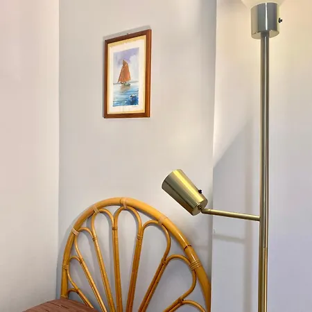 アパート Sunny バーリ