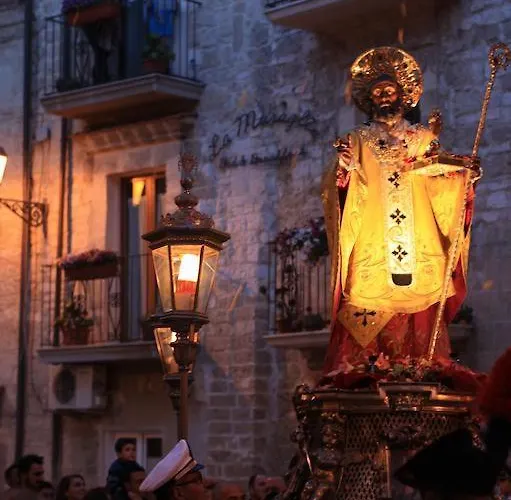 アパート Sunny バーリ